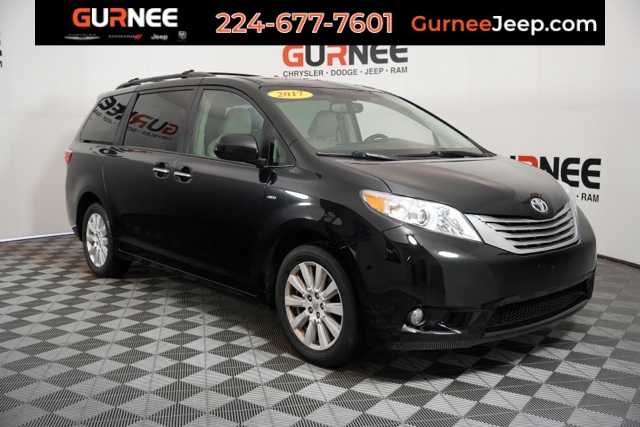 2017 Toyota Sienna XLE