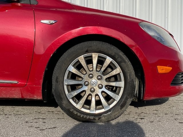 2013 Suzuki Kizashi photo 8