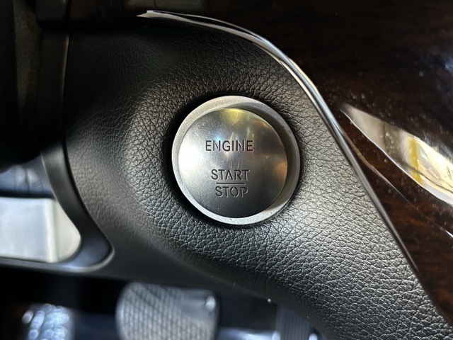 2012 Mercedes Benz ML 350 4MATIC photo 6