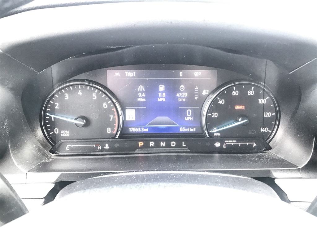 2023 Ford Explorer XLT photo 15
