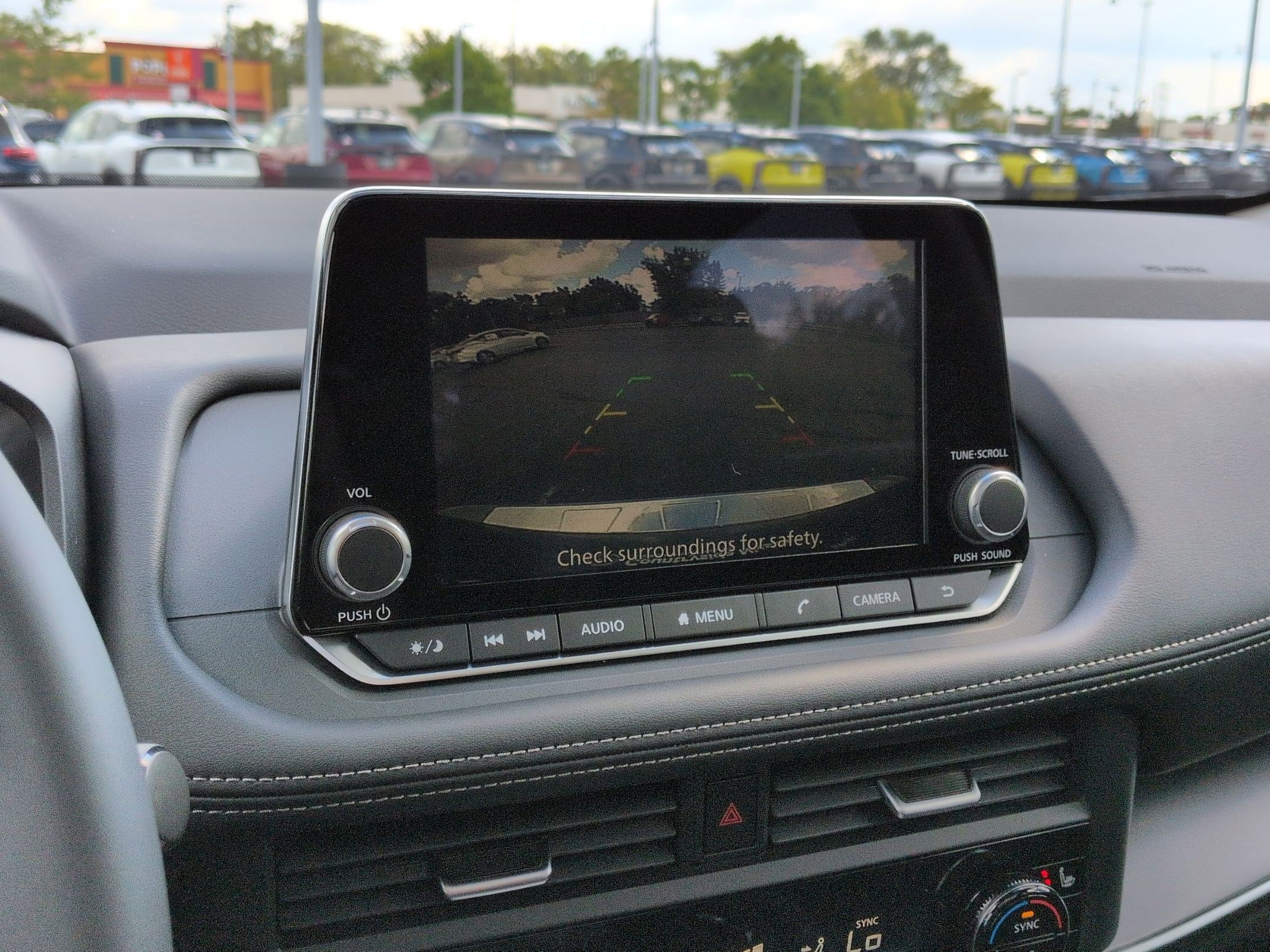 2026 Nissan Rogue SV photo 8