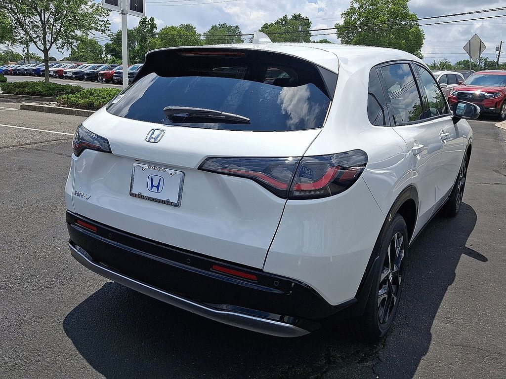 2026 Honda HR-V EX-L photo 4
