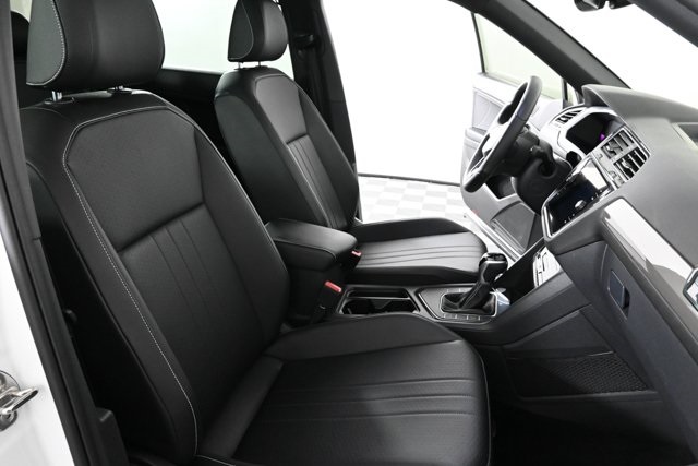 2022 Volkswagen Tiguan SE R-Line Black photo 14