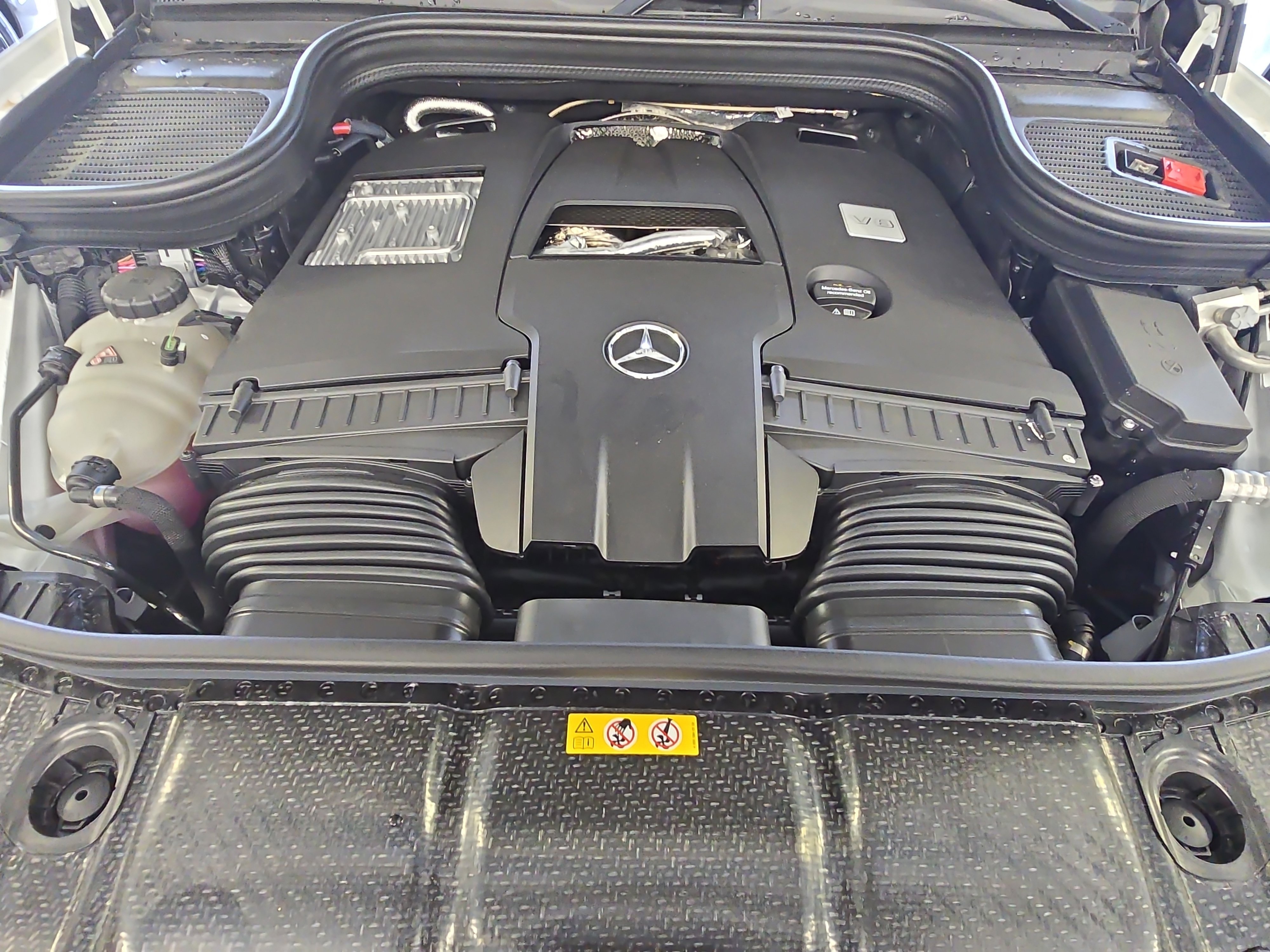 2025 Mercedes Benz GLS 580 4MATIC photo 22