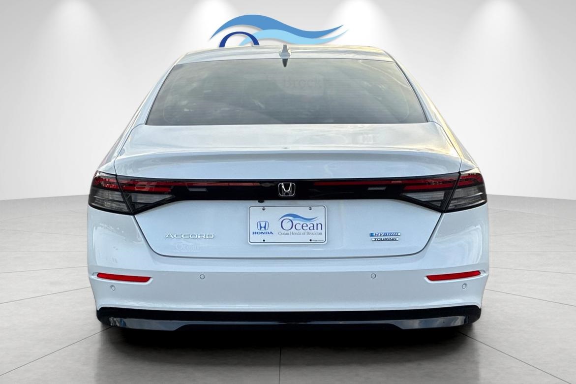 2024 Honda Accord Hybrid Touring photo 4