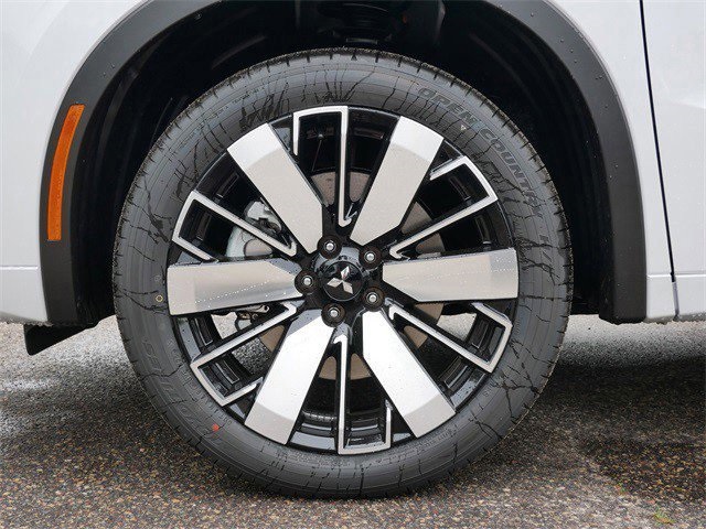 2025 Mitsubishi Outlander SEL Premium photo 3