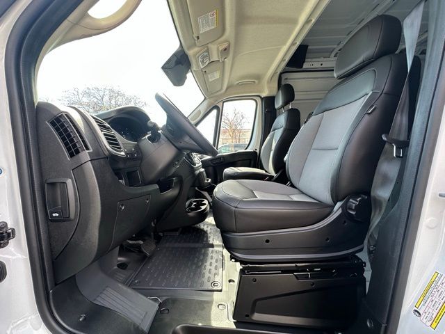 2025 Ram ProMaster 2500 Cargo Van photo 24