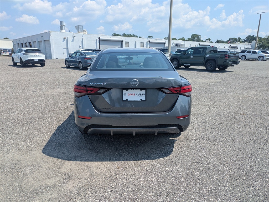 2025 Nissan Sentra S photo 4