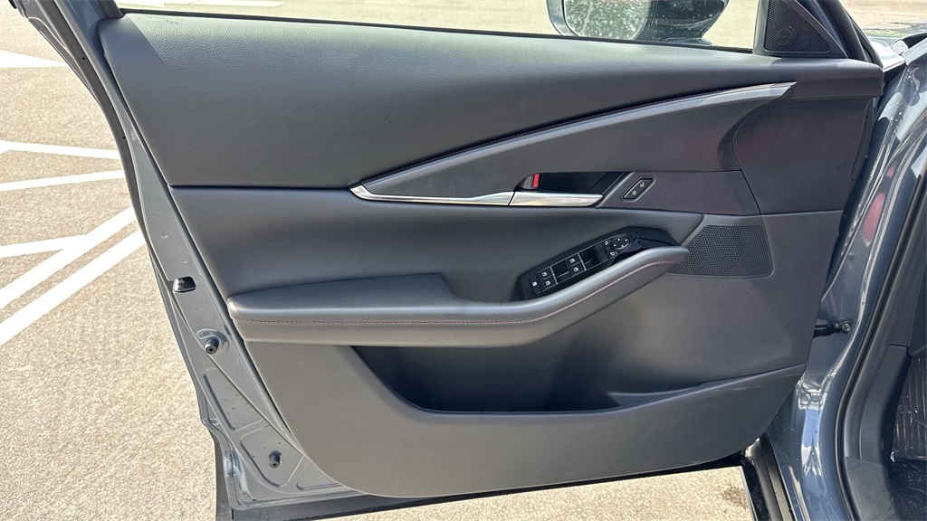 2025 Mazda CX-30 2.5 S Carbon photo 39
