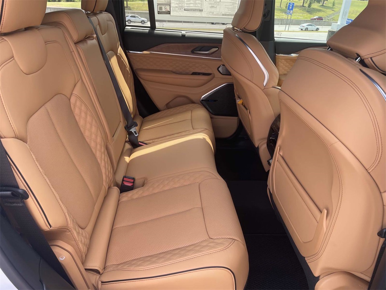2025 Jeep Grand Cherokee Summit Reserve photo 20