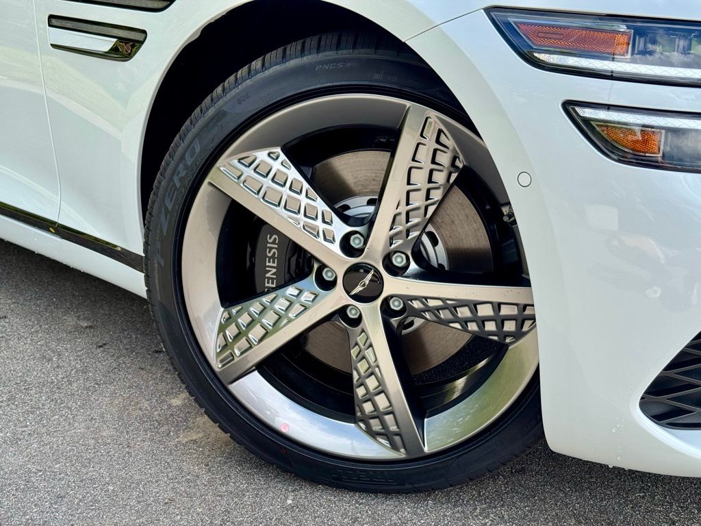 2026 Genesis G80 2.5T Sport Prestige photo 6