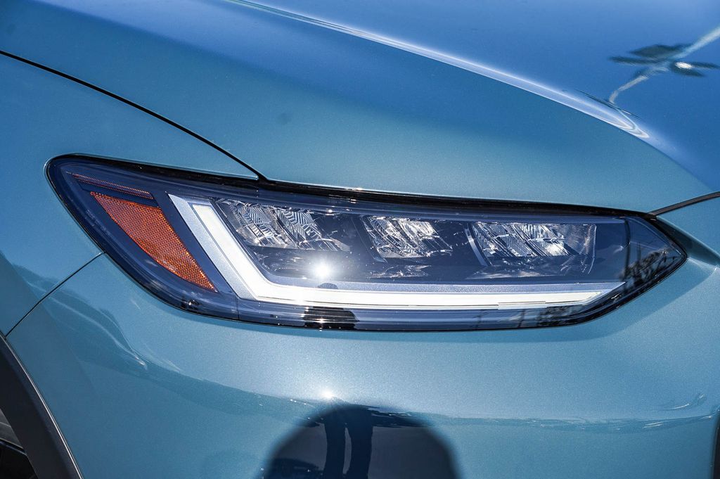 2025 Honda HR-V Sport photo 2