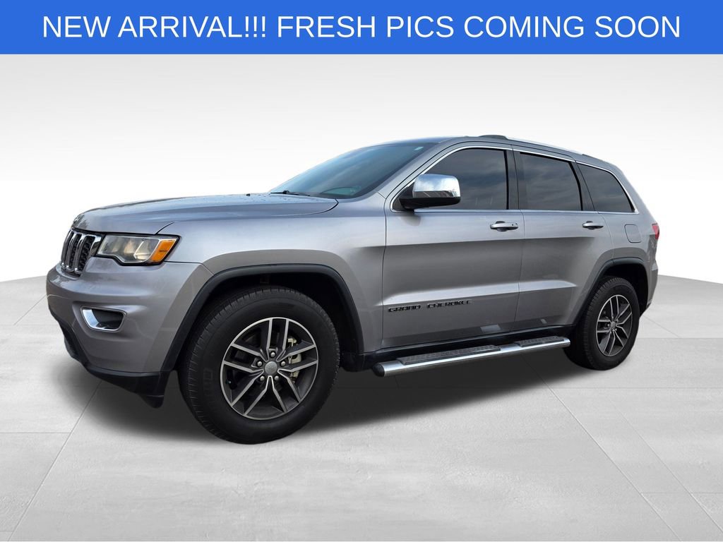2018 Jeep Grand Cherokee Laredo E photo 3