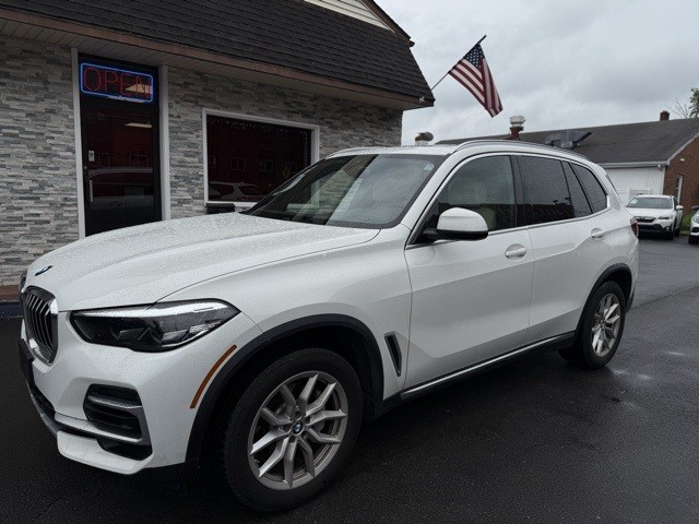 Pre-Owned 2022 BMW X5 xDrive40i