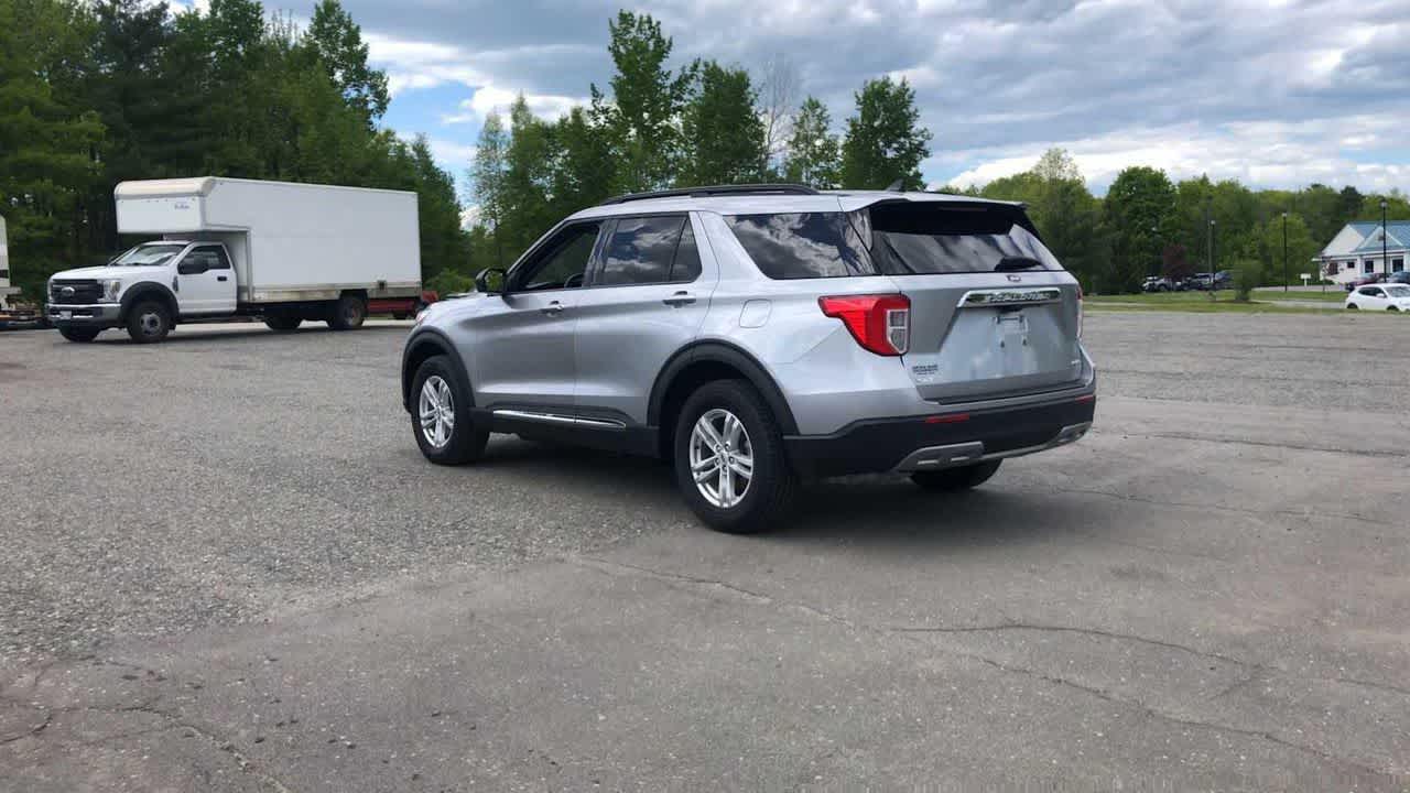 2023 Ford Explorer XLT photo 4