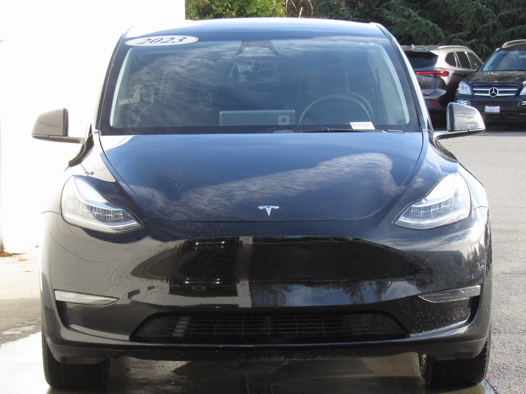 Used 2023 Tesla Model Y Long Range with VIN 7SAYGDEE3PA142526 for sale in Bellingham, WA