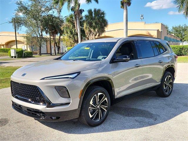 2026 Buick Enclave Sport Touring photo 2