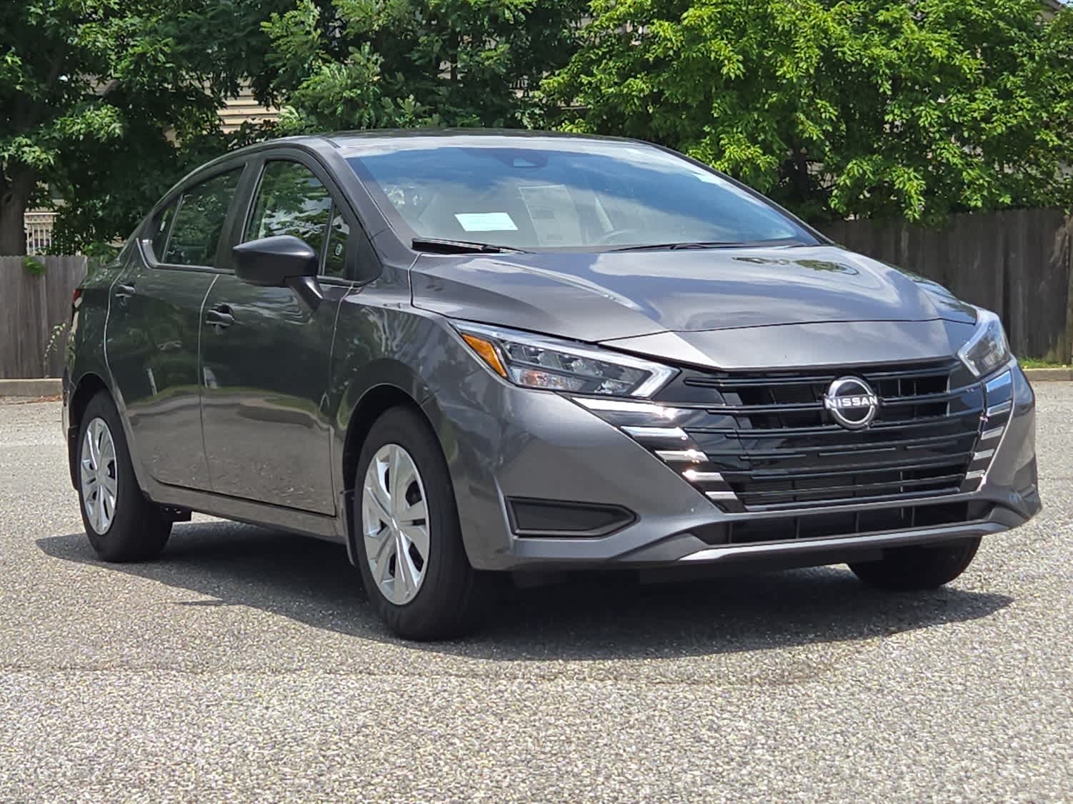 2025 Nissan Versa S photo 2