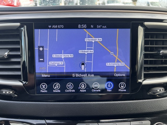 2017 Chrysler Pacifica Touring L photo 10