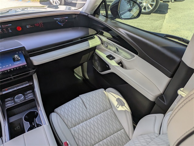 2025 Lincoln Nautilus Black Label photo 18