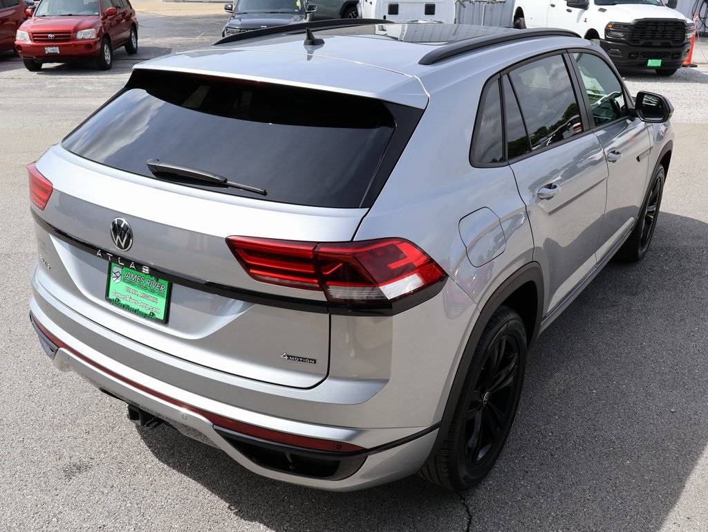 2023 Volkswagen Atlas Cross Sport V6 SEL R-Line photo 5