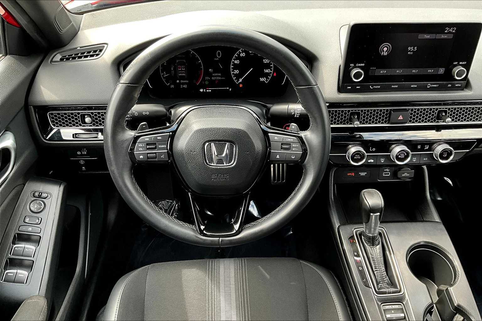 2023 Honda Civic Sport photo 5