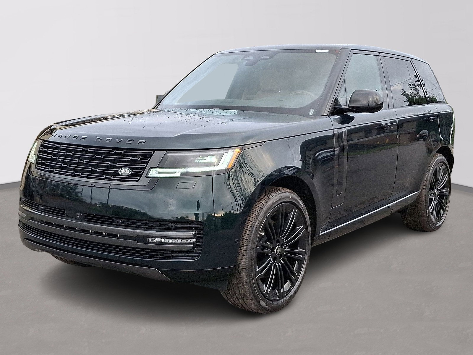 2025 Land Rover Range Rover SE's photo