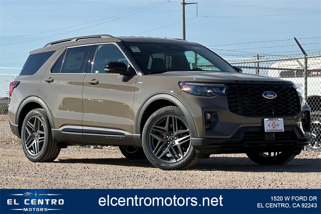 2026 Ford Explorer ST-LINE's photo