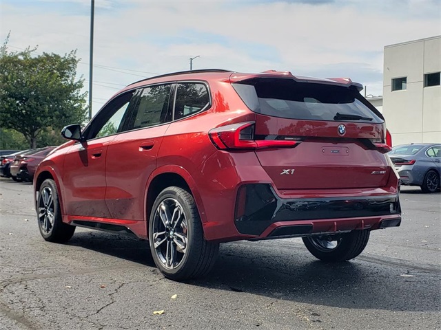 BMW X1　xDrive28i バーミリオンレッド New 2026 BMW X1 xDrive28i 4D Sport Utility in North Canton