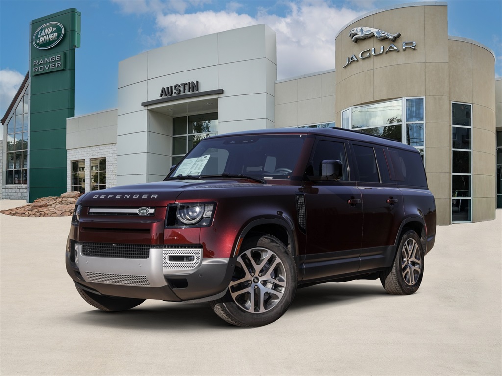 2025 Land Rover Defender S's photo