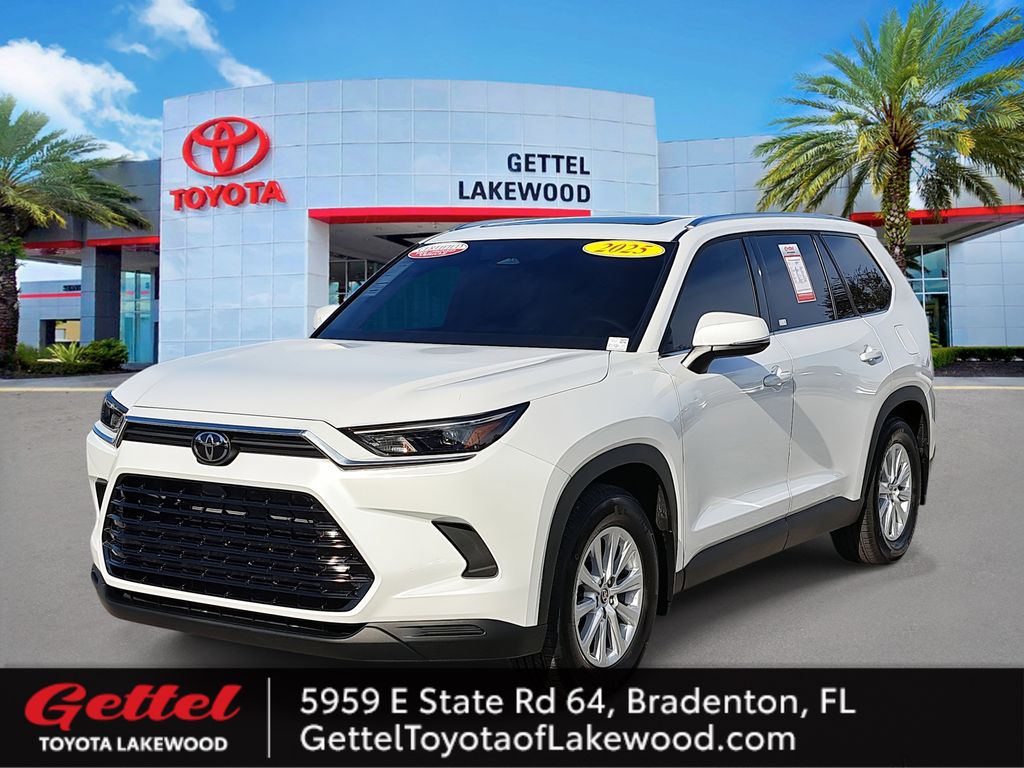 2025 Toyota Grand Highlander XLE's photo