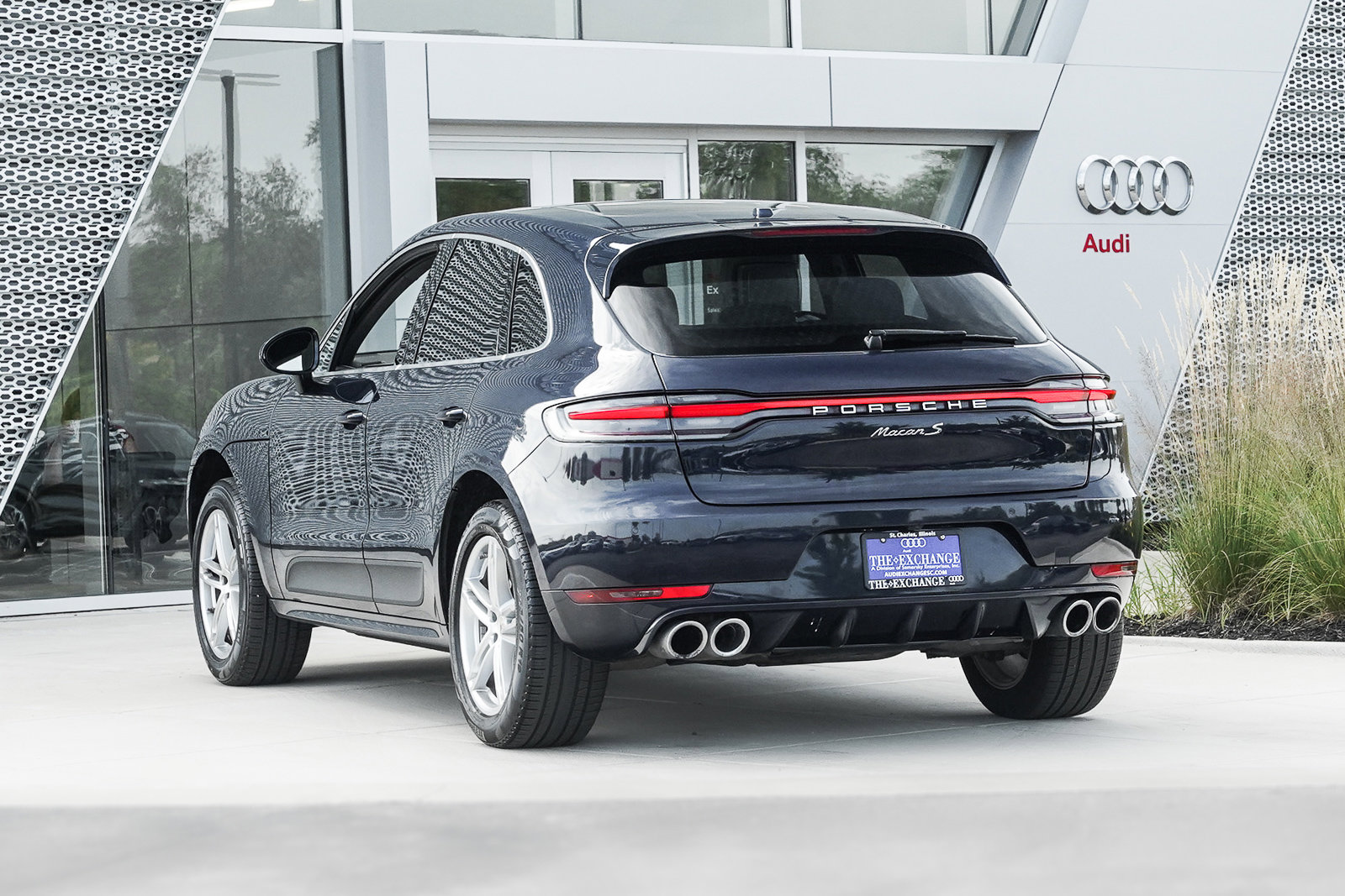 2019 Porsche Macan S photo 3