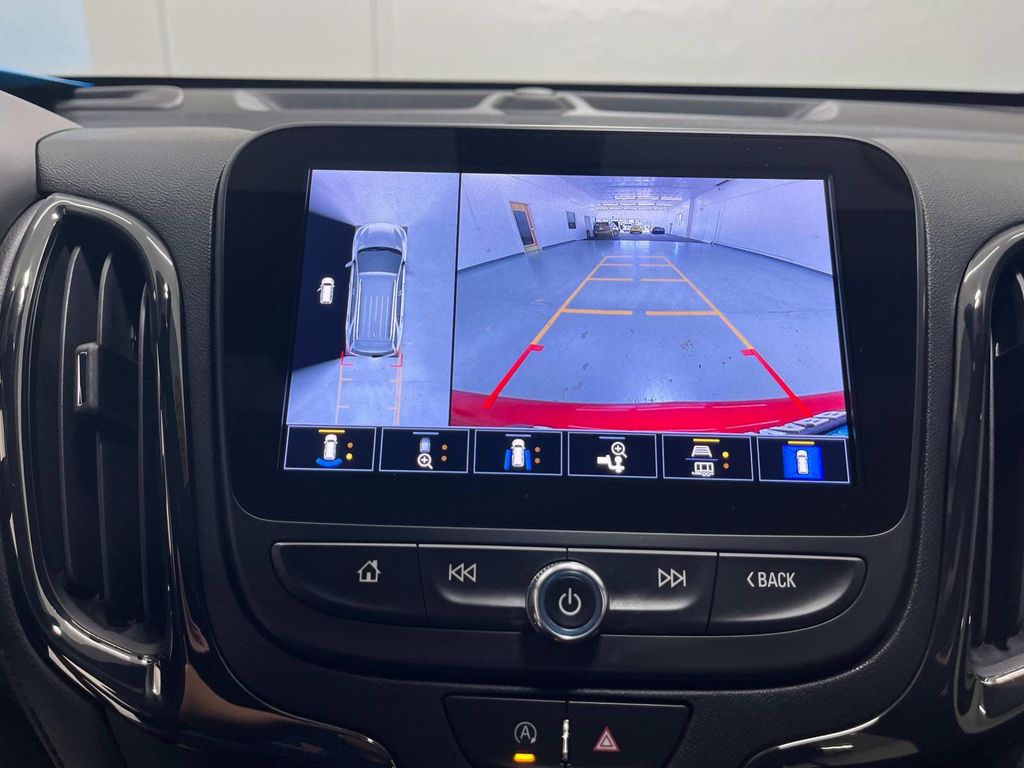 2023 Chevrolet Equinox RS photo 28