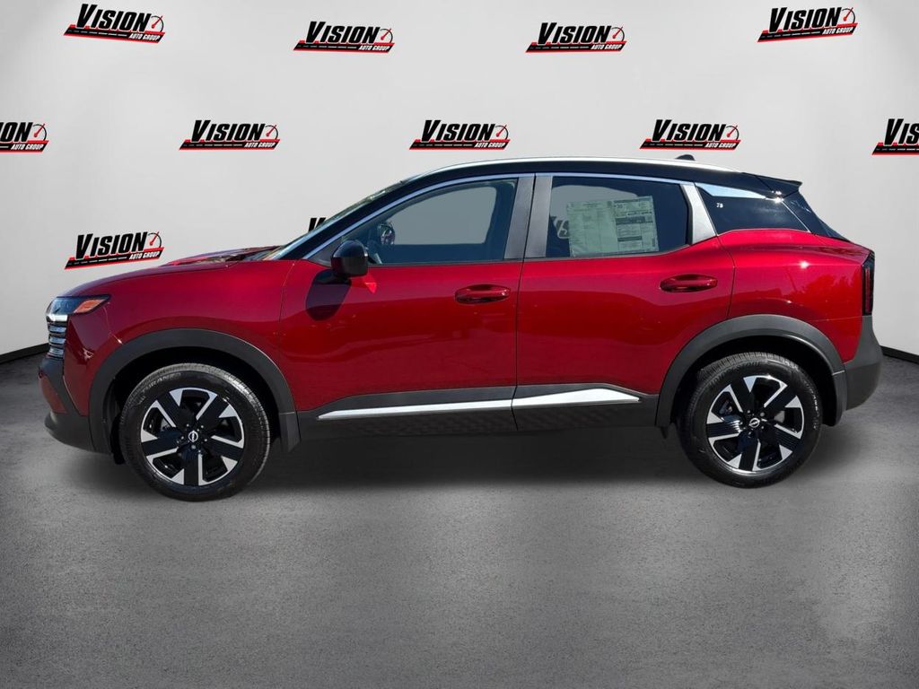 2025 Nissan Kicks SV photo 7
