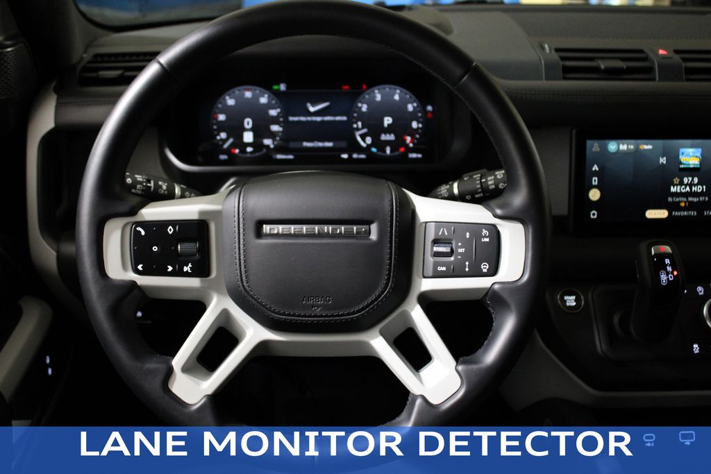 2023 Land Rover Defender 110 X-Dynamic SE photo 7