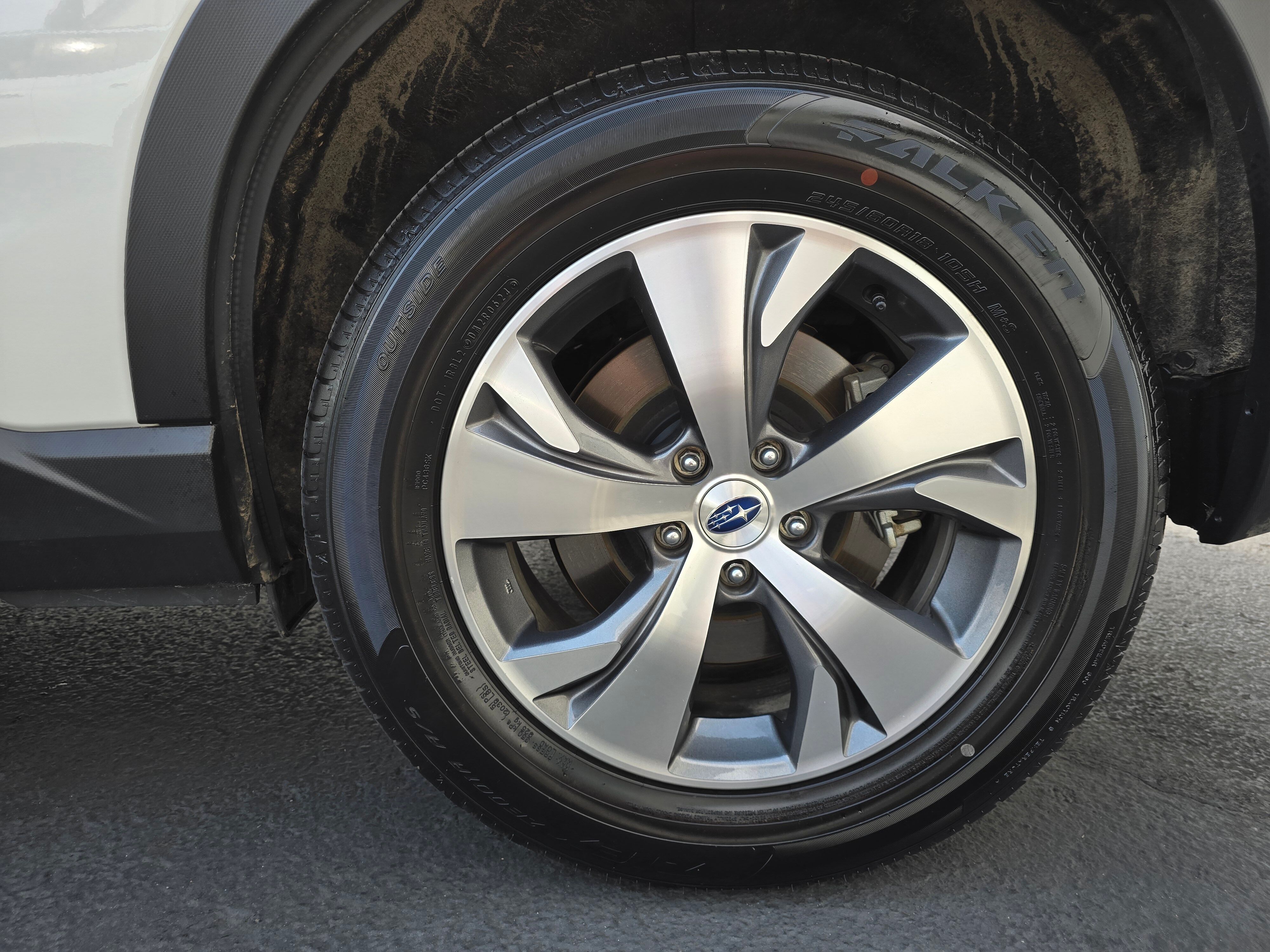 2024 Subaru Ascent Premium photo 4