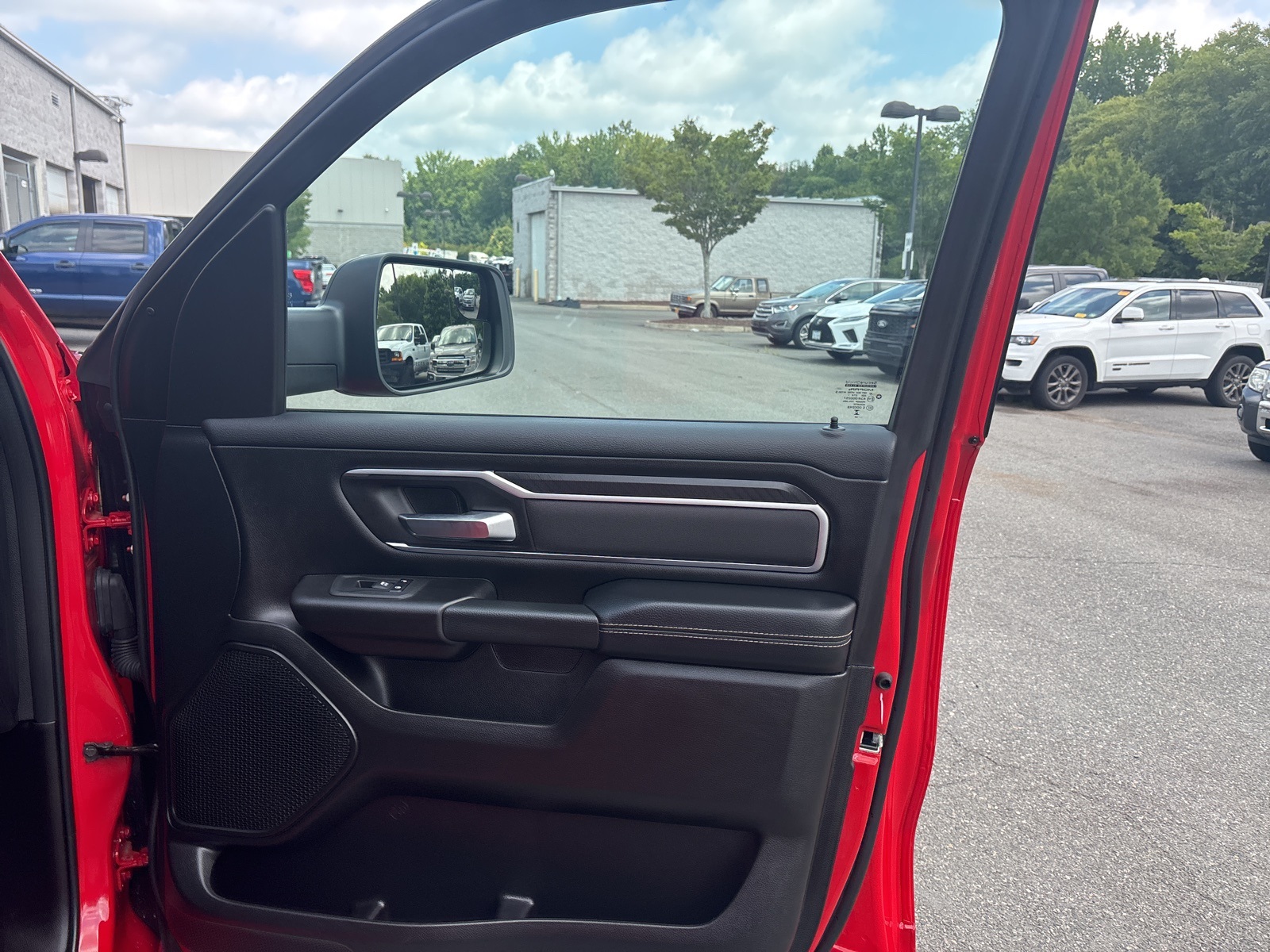 2025 Ram 1500 Big Horn Lone Star photo 25