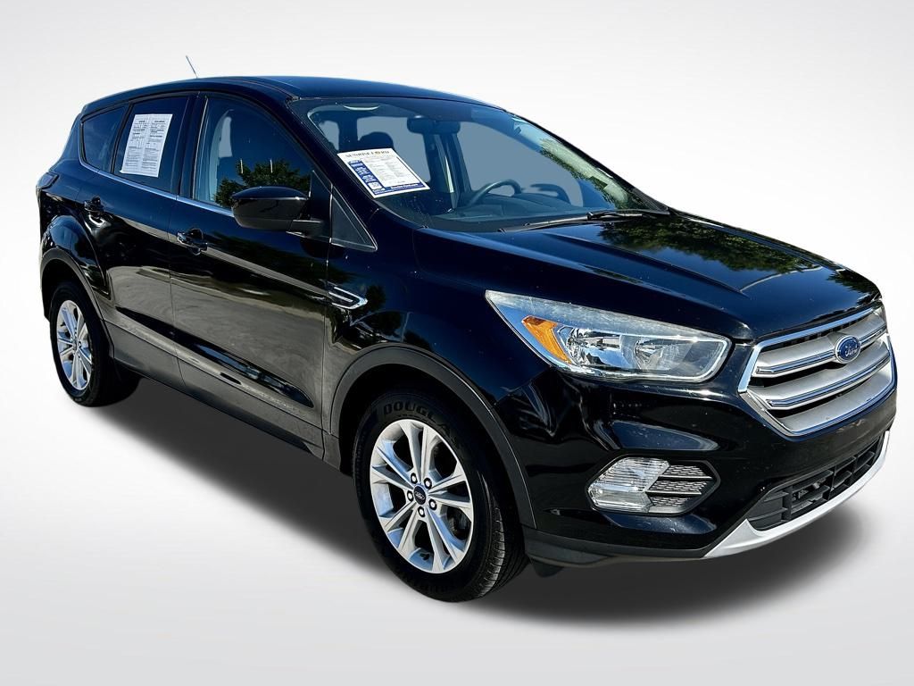 2017 Ford Escape SE photo 2