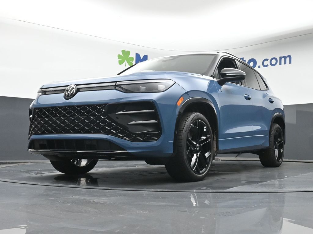 2025 Volkswagen Tiguan SE R-Line Black photo 3