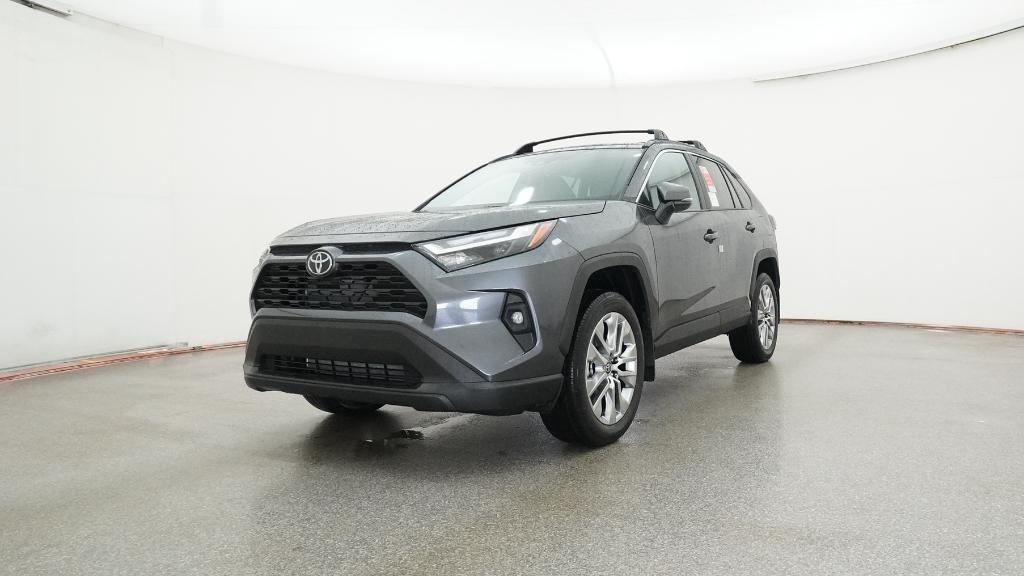 2025 Toyota RAV4 XLE Premium photo 4
