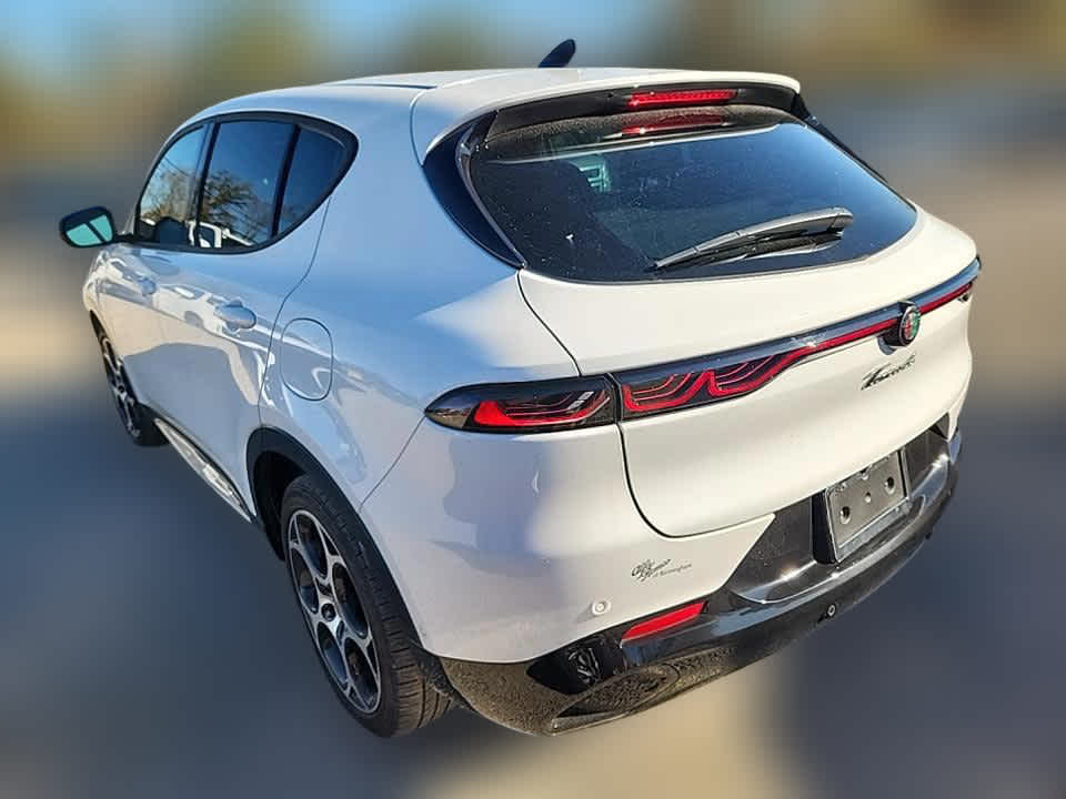 2024 Alfa Romeo Tonale Ti photo 3