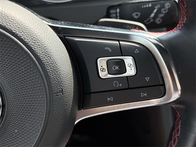 2017 Volkswagen Golf GTI Autobahn photo 21
