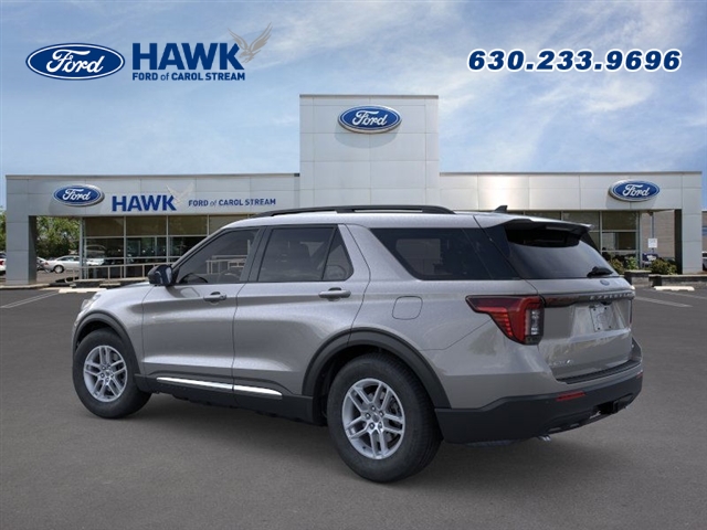 2025 Ford Explorer photo 4