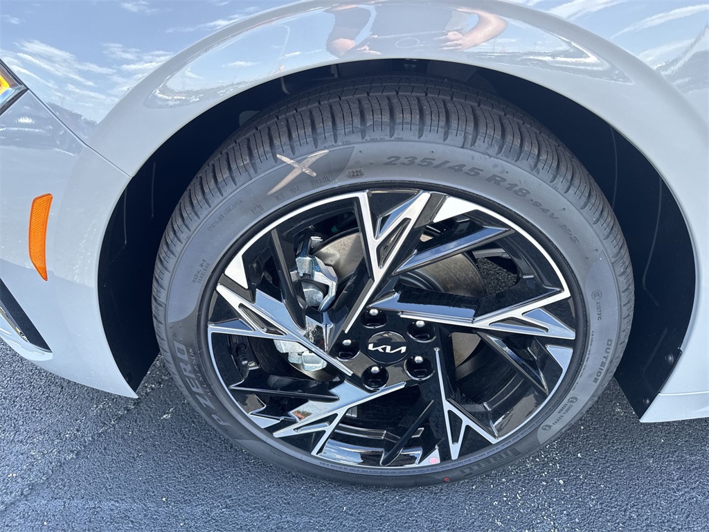 2026 Kia K5 GT-Line photo 16