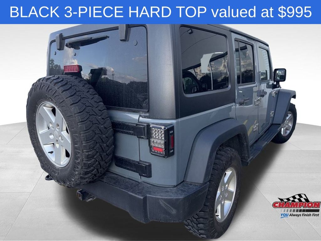 2015 Jeep Wrangler Unlimited Sport photo 3