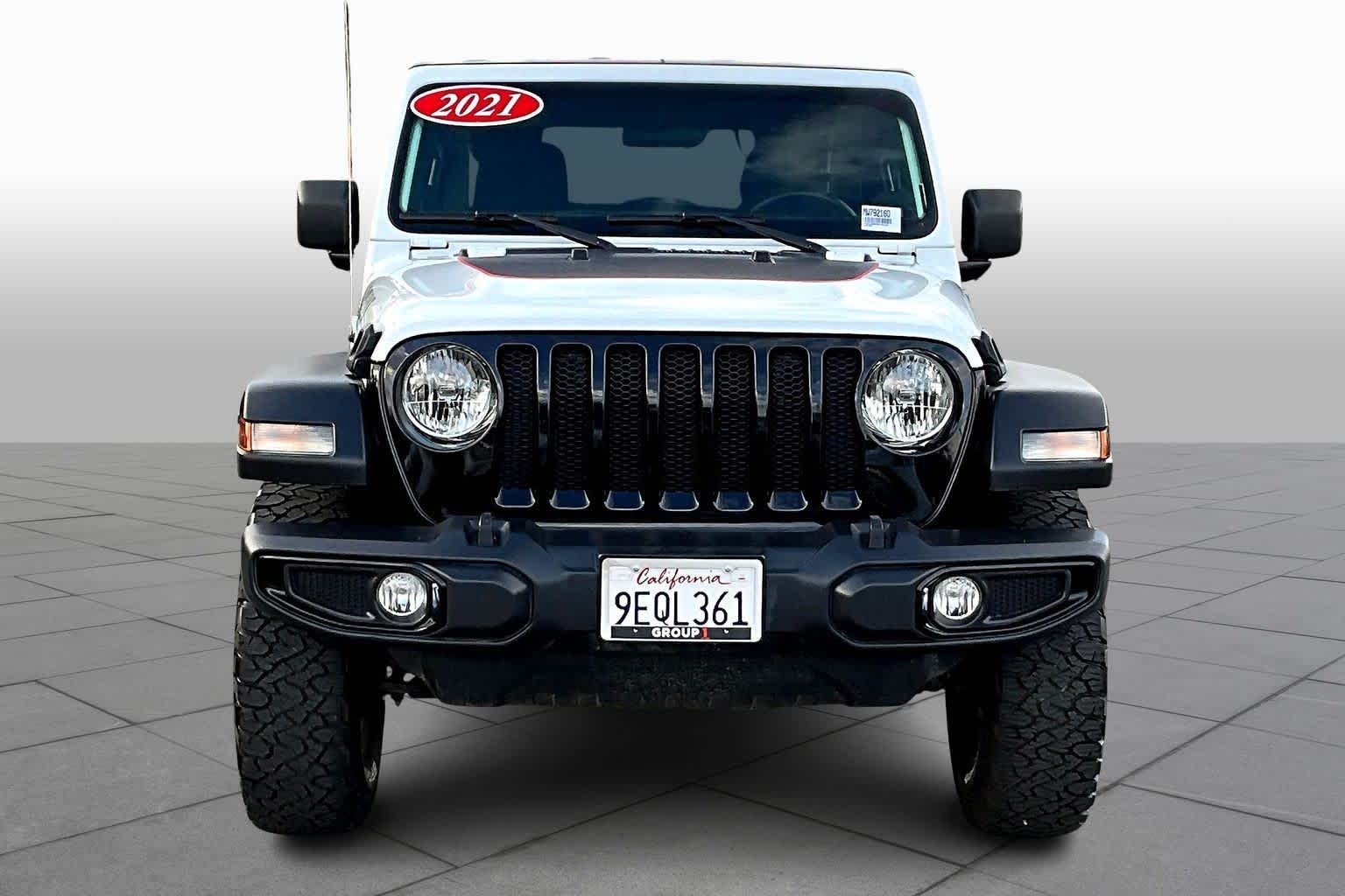 2021 Jeep Wrangler Willys Sport photo 3