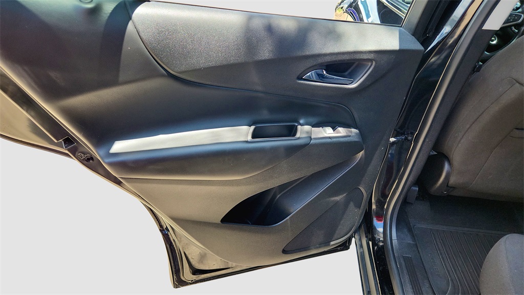 2022 Chevrolet Equinox LT photo 32