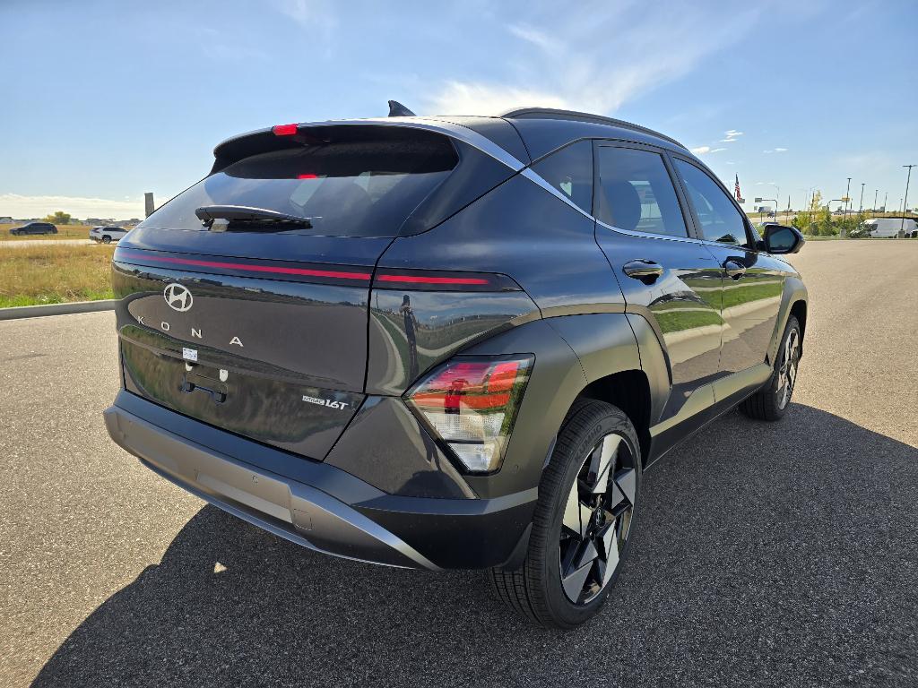 2026 Hyundai Kona Limited photo 3