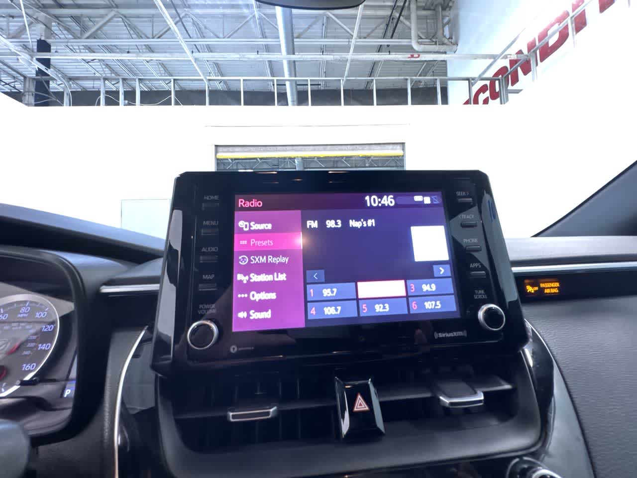2022 Toyota Corolla SE photo 25