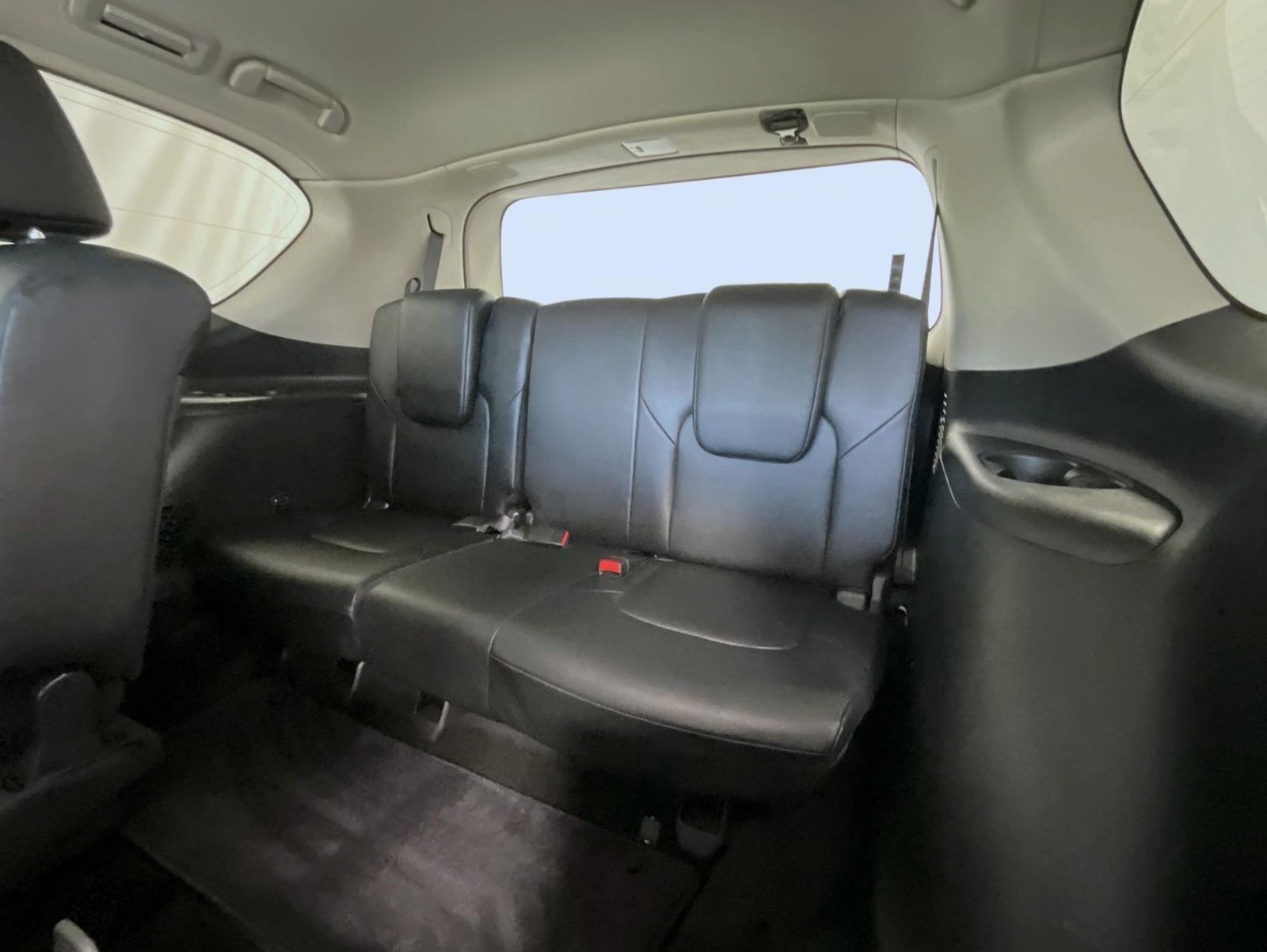 2024 Nissan Armada SL photo 18
